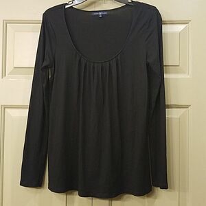 Gap black long sleeve shirt